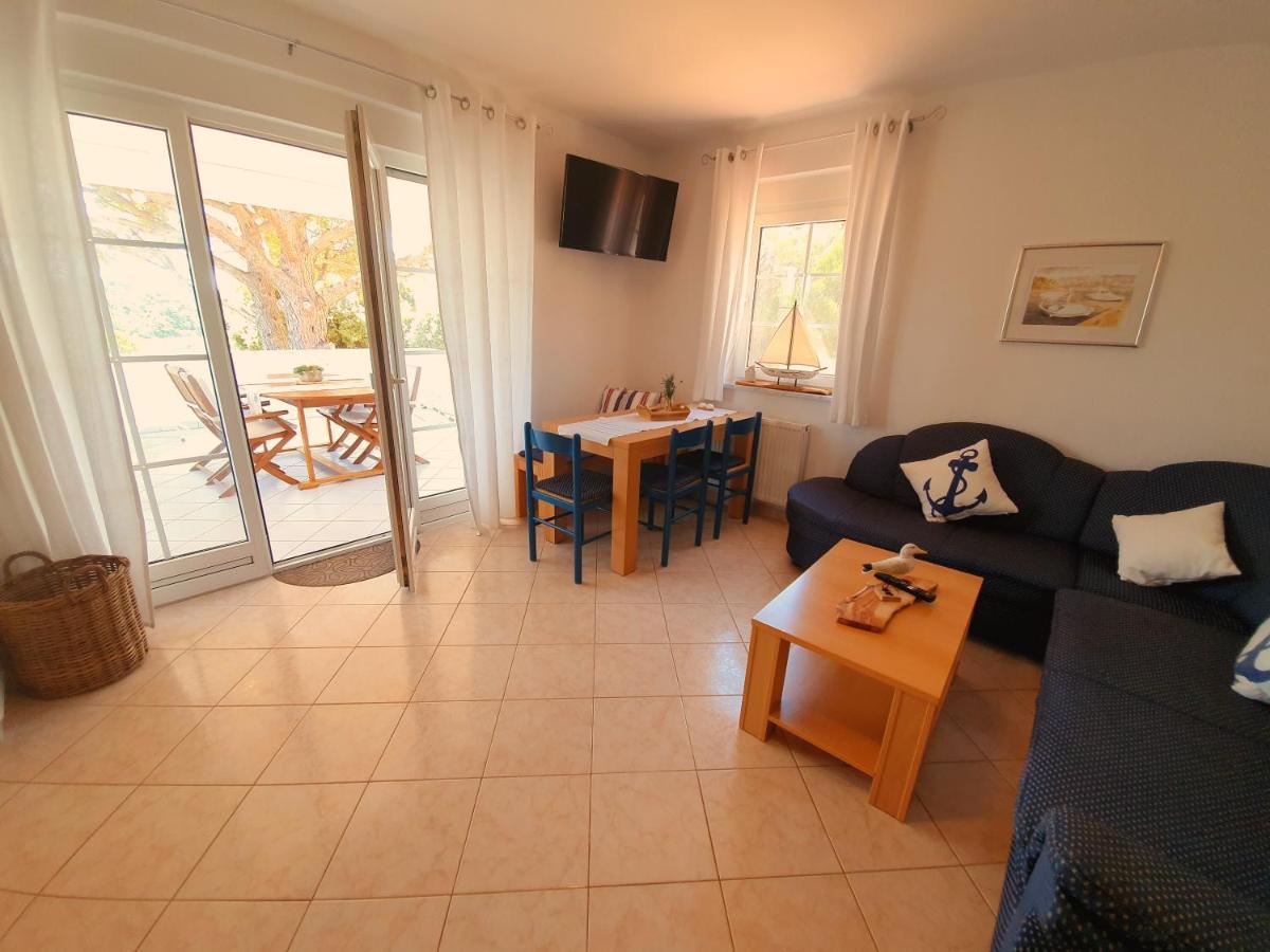 Villa Lucija Rab Town Eksteriør bilde