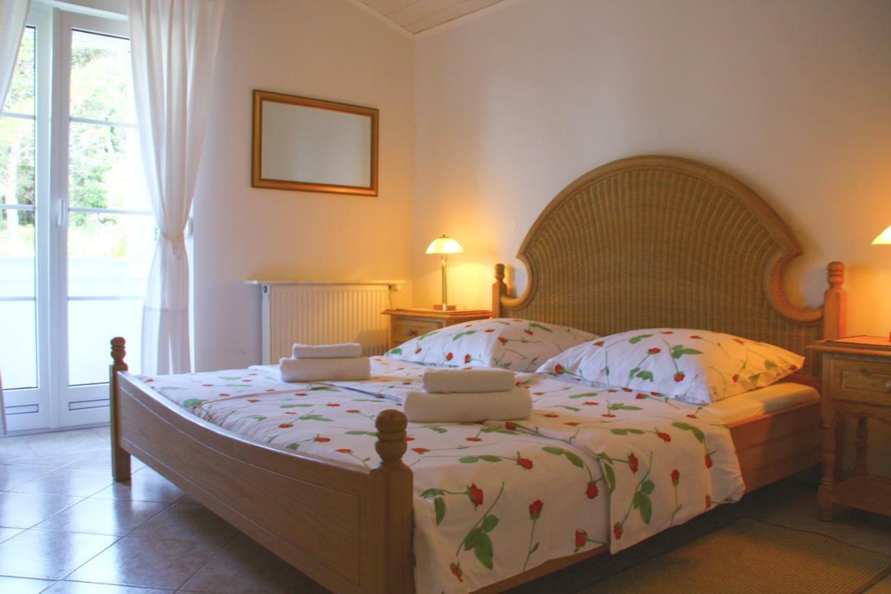 Villa Lucija Rab Town Eksteriør bilde